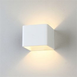 Настенный светильник  MRL LED 1060 белый