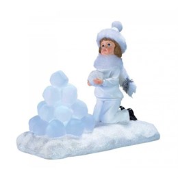 Световая фигура Девочка со снежками MarkSlojd Solbo 700155-67308 питания от батареек или от 220V