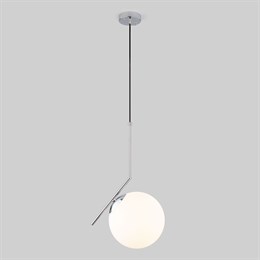 Светильник подвесной шар белый на скошенной планке хром D25см, высота до 1,2м, модерн Е27